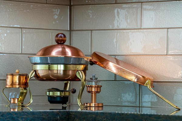 What are the Secrets to Maintaining a Slim Kitchen in a British Home?