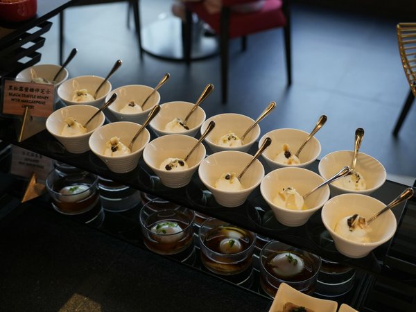 How are UK kitchens embracing smart technology?